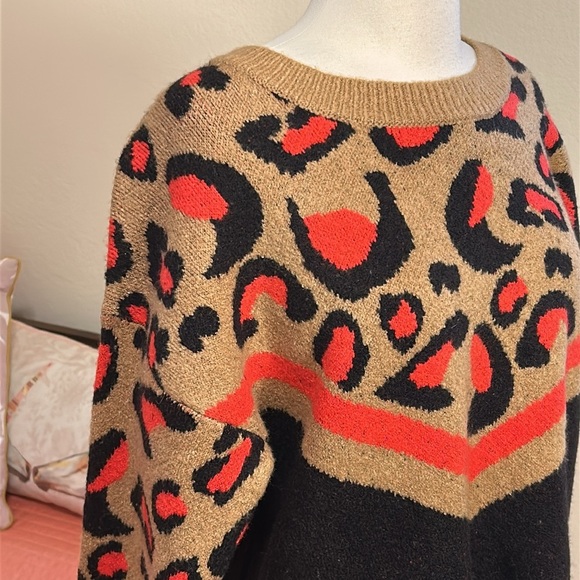 NWT Evereve Peyton Jensen Black Tan Red Chevron Leopard Print Sweater size Large - Picture 4 of 15